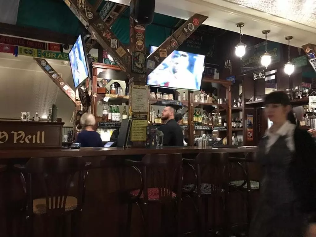 Шон паб. Sean o''Neill Irish pub Москва. Паб Шон онил на Кузнецком мосту. Ирландский паб Кузнецкий мост.