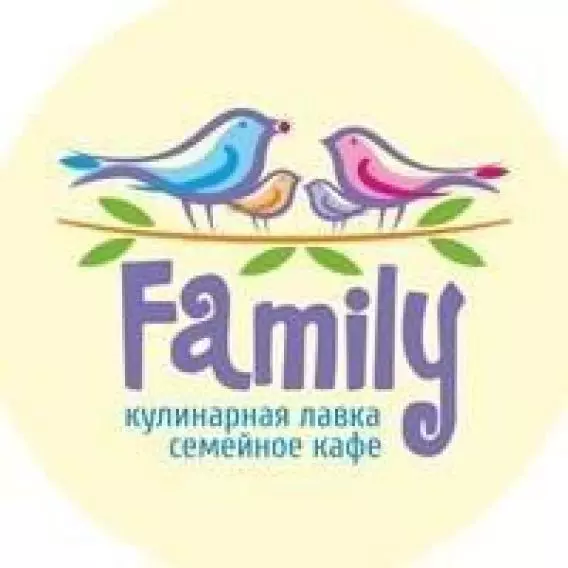 Фэмили пермь. Семейное кафе логотип. Логотип семейного кафе Family. Семейная кофейня логотип. Семья в кафе лого.